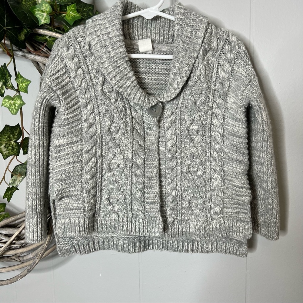 Girls JCREW BABY GAP Chunky Knit Cardigan.  Grey size 3 Toddler.
